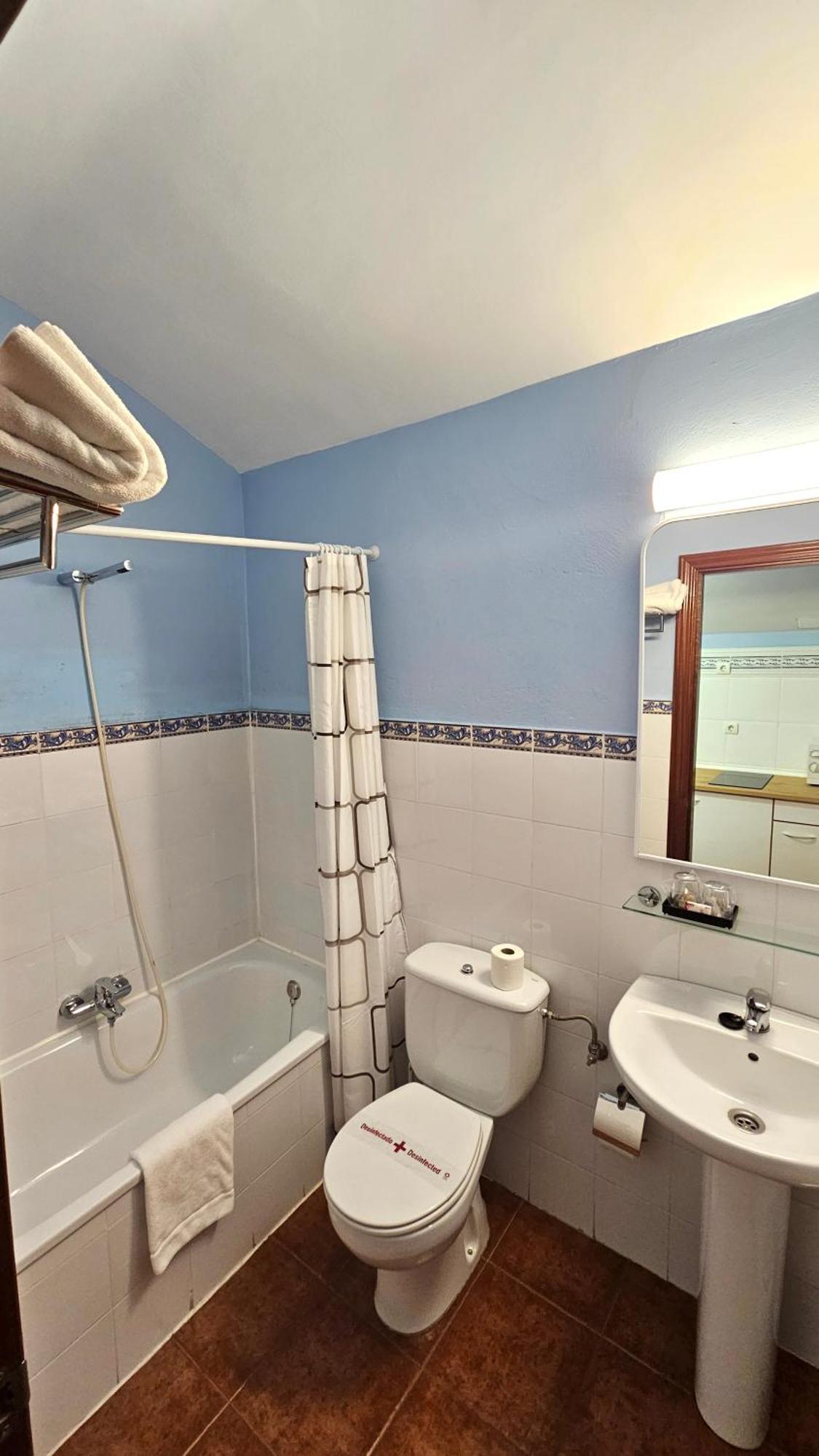Hostal Albe Carrión de los Condes Zewnętrze zdjęcie